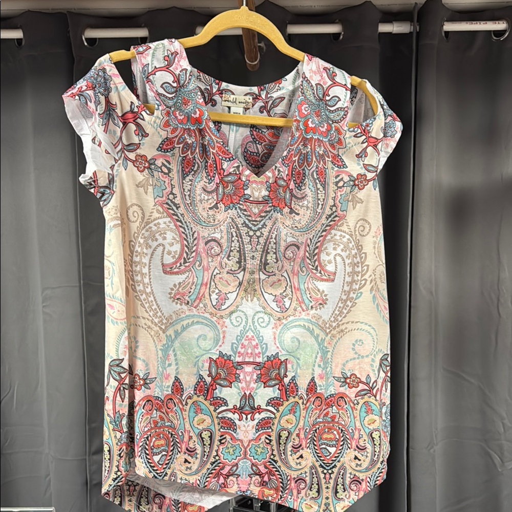 Pink and Gray Graphic Cap Sleeve Blouse